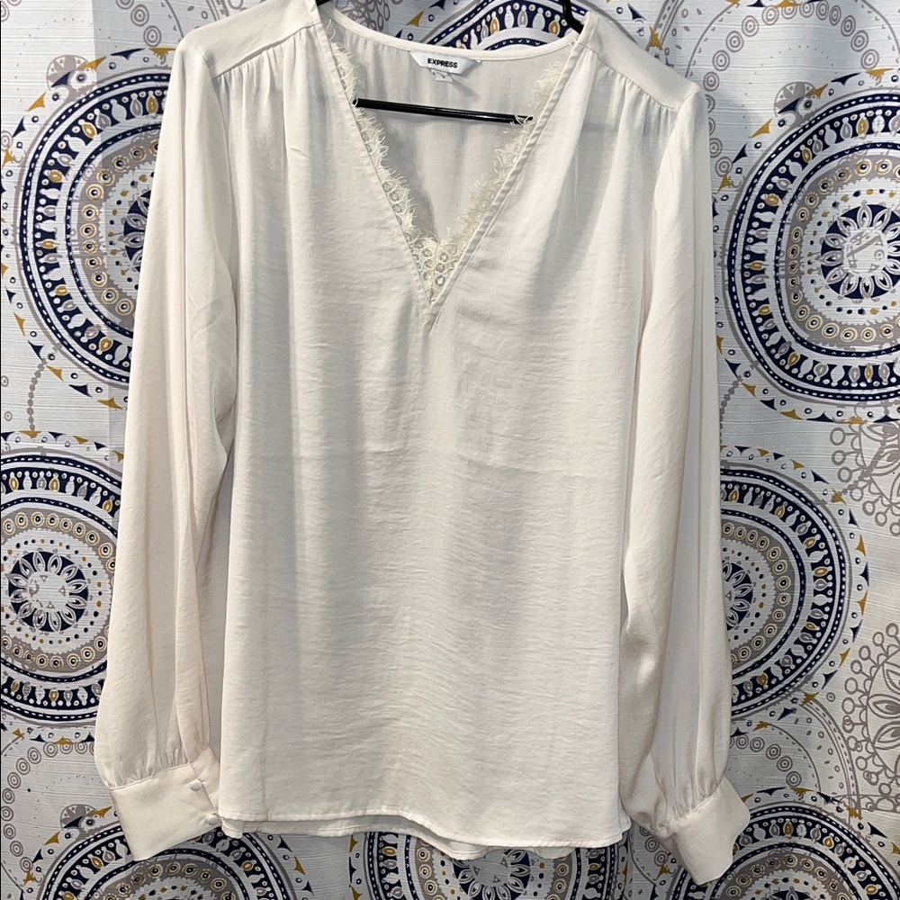 Express Lace V Neck Long Sleeve Blouse